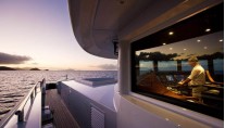 Super Yacht 4YOU - Heesen  - View of the Wheelhouse.png